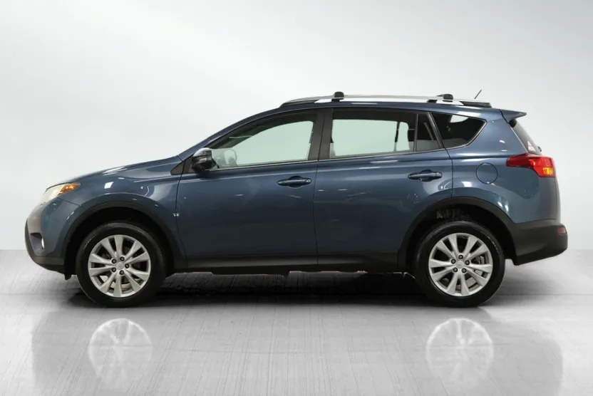 2013 Toyota RAV4 Limited photo 1