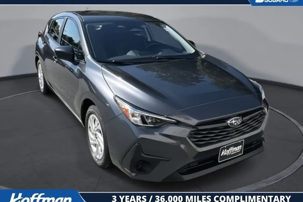 2025 Subaru Impreza Base photo 1