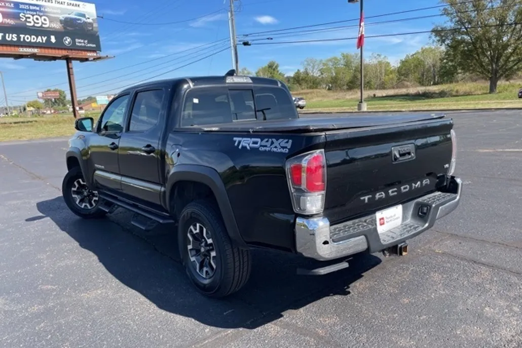 2022 Toyota Tacoma TRD Off-Road photo 1