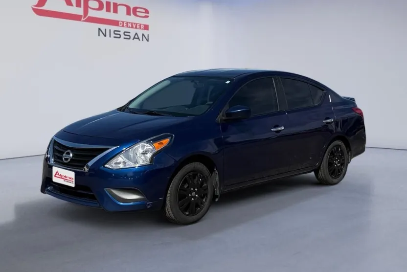 2018 Nissan Versa 1.6 SV photo 1