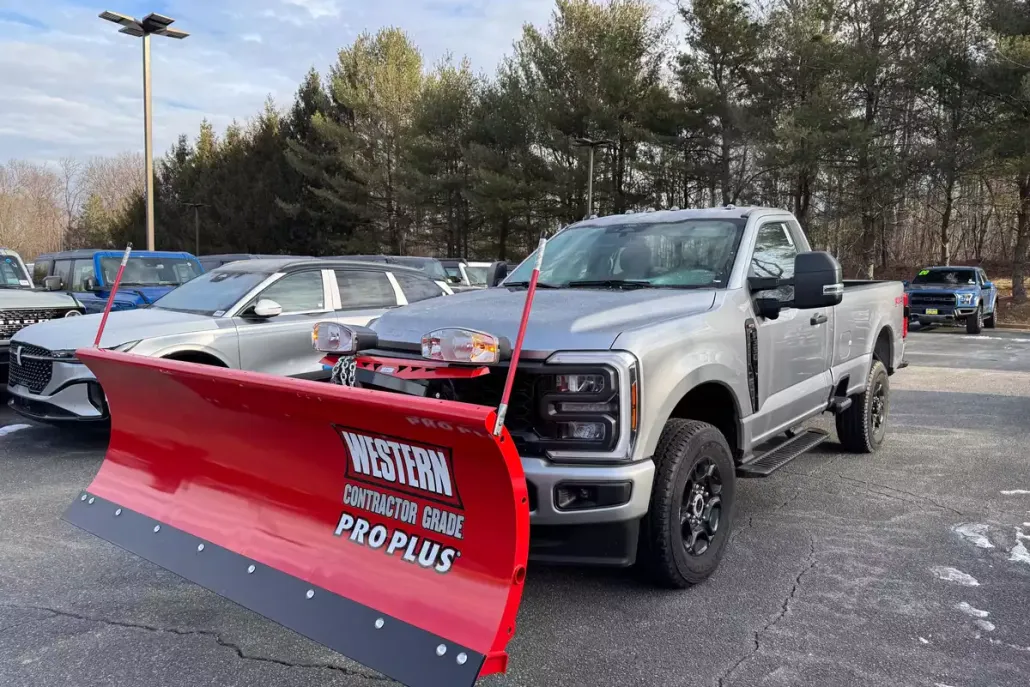 2024 Ford F-350 XL photo 1