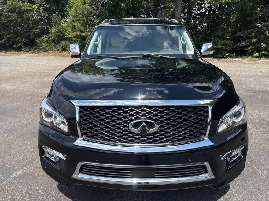 2017 Infiniti QX80 photo 1