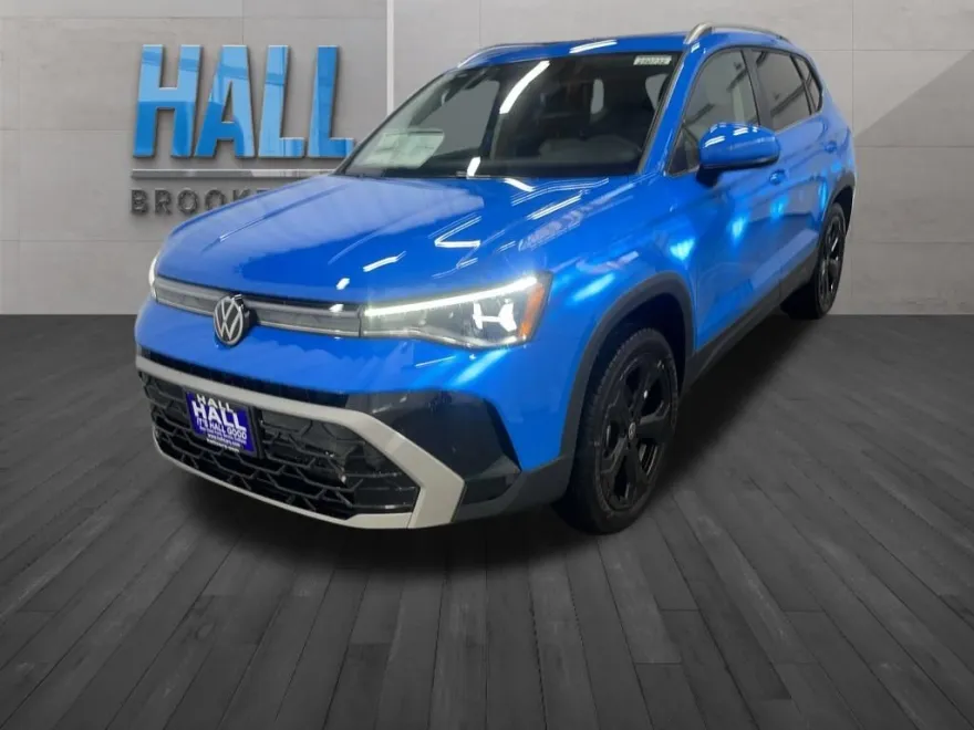 2025 Volkswagen Taos SEL photo 1