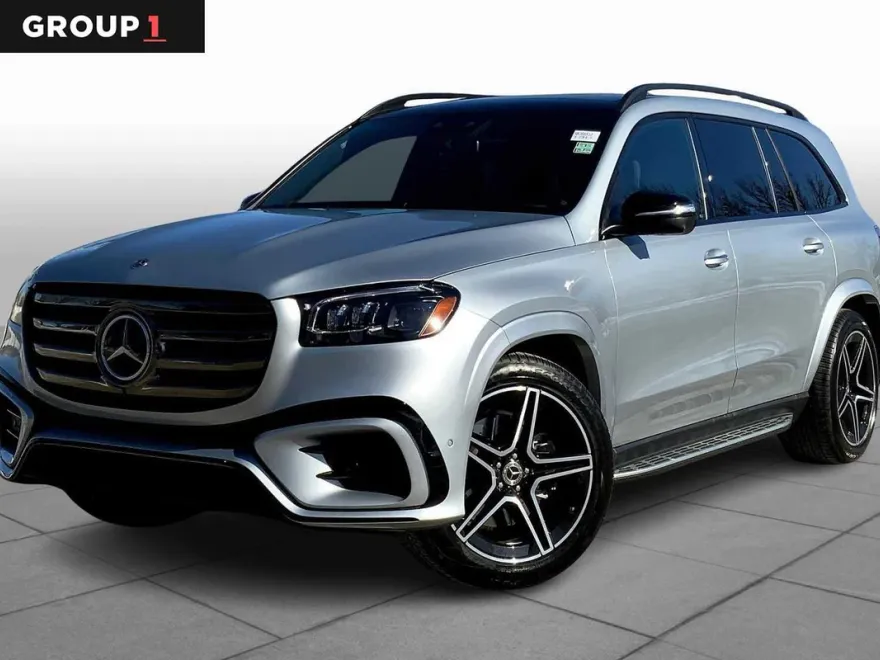 2025 Mercedes Benz GLS 450 4MATIC photo 1
