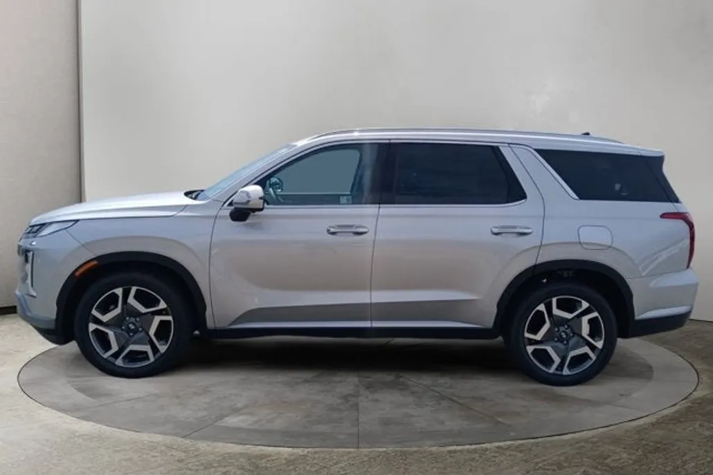 2025 Hyundai Palisade Limited photo 1