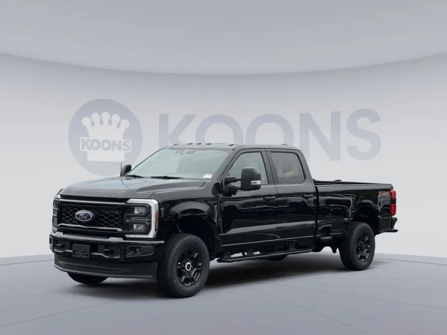 2025 Ford F-350 photo 1