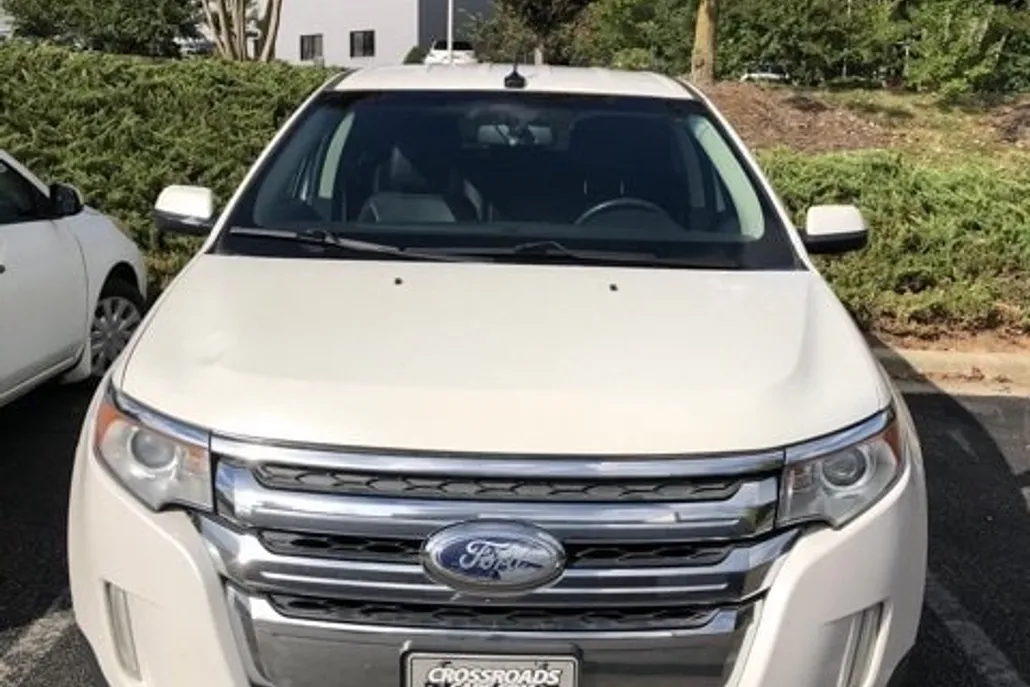 2013 Ford Edge SEL photo 1