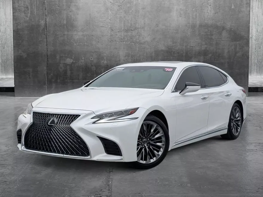 2018 Lexus LS 500 photo 1