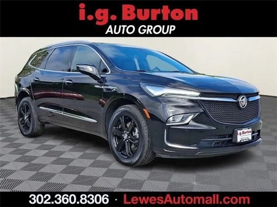 2023 Buick Enclave Essence photo 1