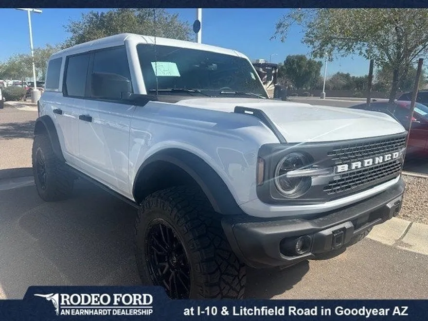 2025 Ford Bronco Badlands photo 1