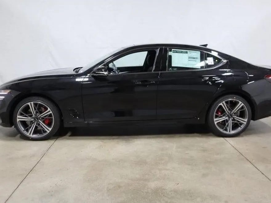 2025 Genesis G70 3.3T Sport Advanced photo 1