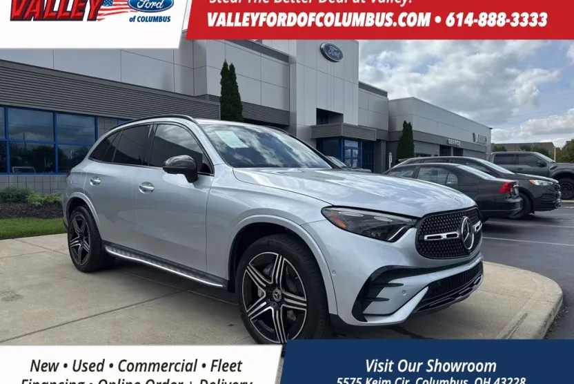 2023 Mercedes Benz GLC 300 4MATIC photo 1