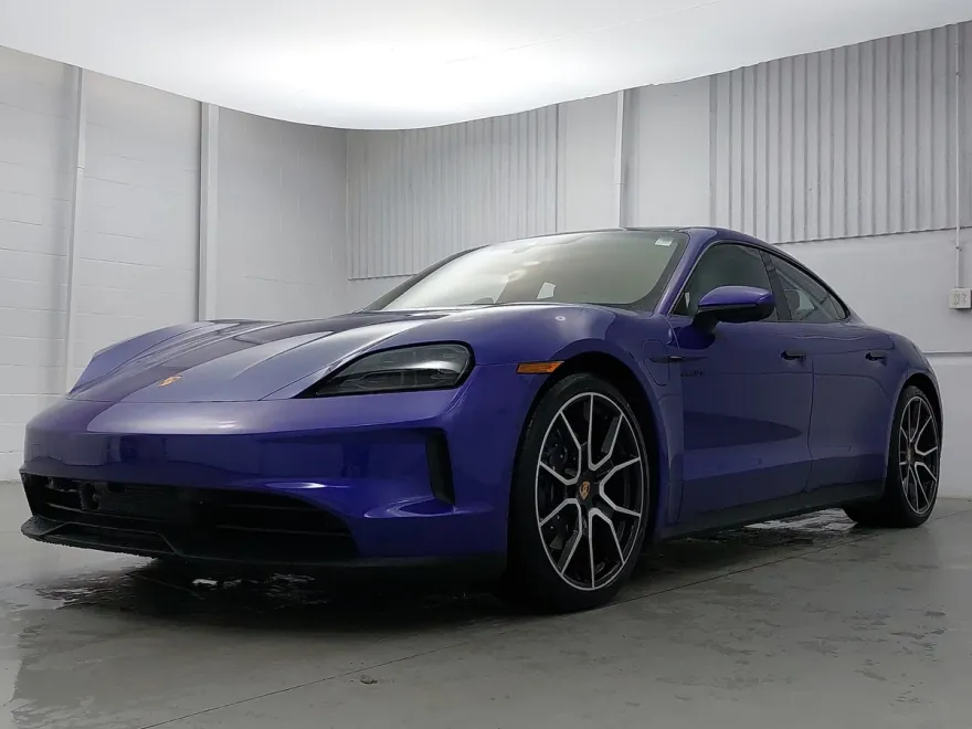 2025 Porsche Taycan 4 photo 1
