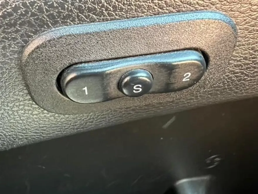 2017 Jeep Grand Cherokee Limited photo 9