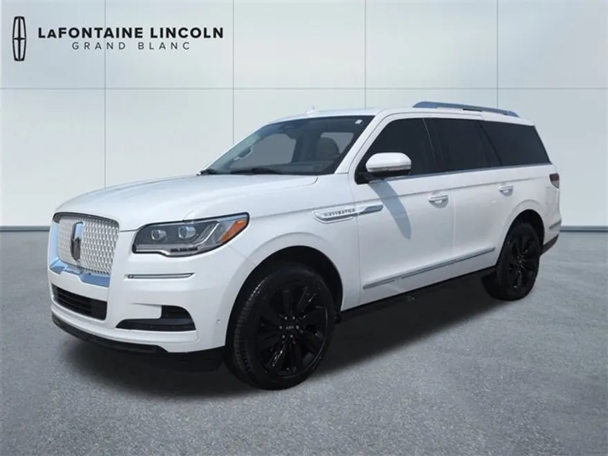 2024 Lincoln Navigator Reserve photo 1