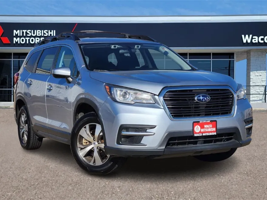 2022 Subaru Ascent Premium photo 1
