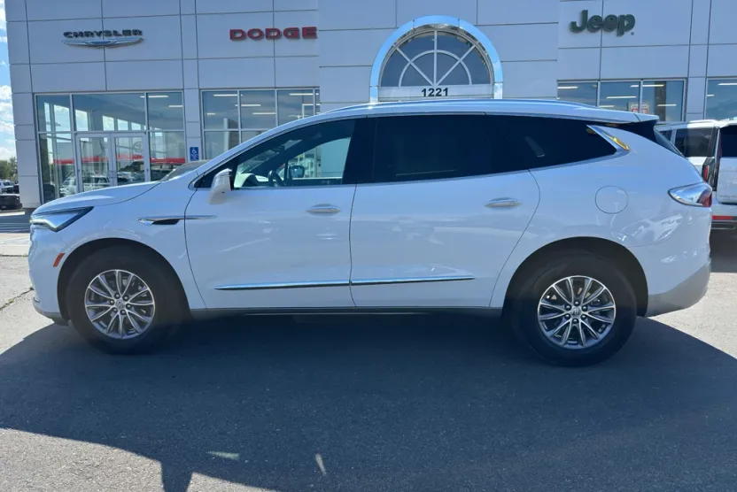 2024 Buick Enclave Premium photo 1