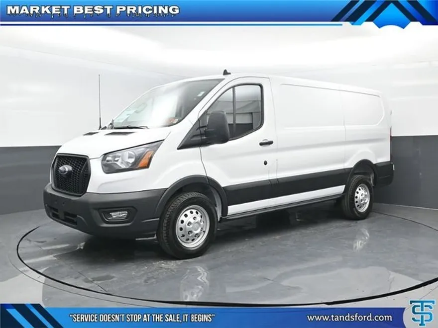2025 Ford Transit photo 1