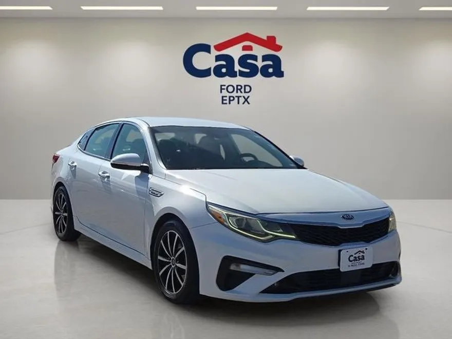 2019 Kia Optima EX Turbo photo 1