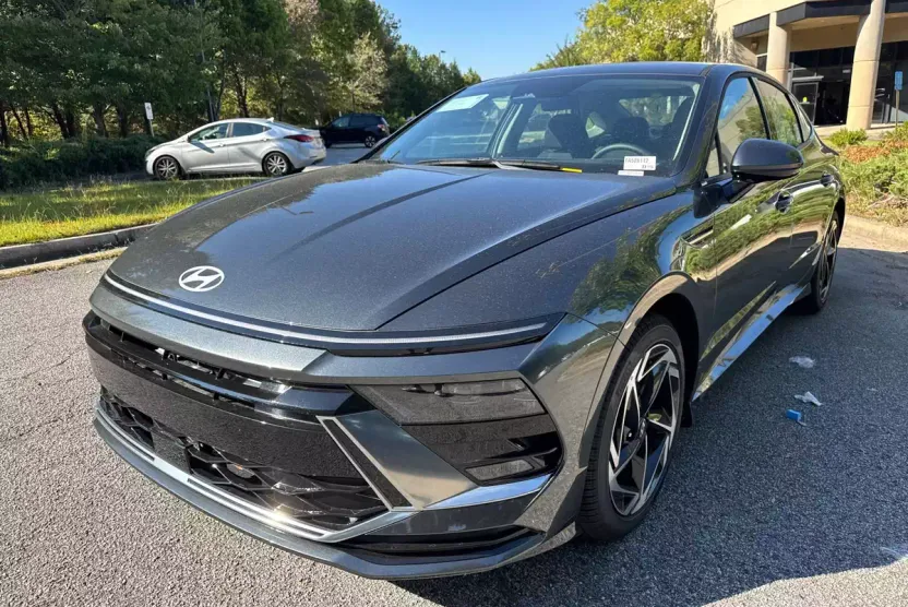 2026 Hyundai Sonata SEL Sport photo 1