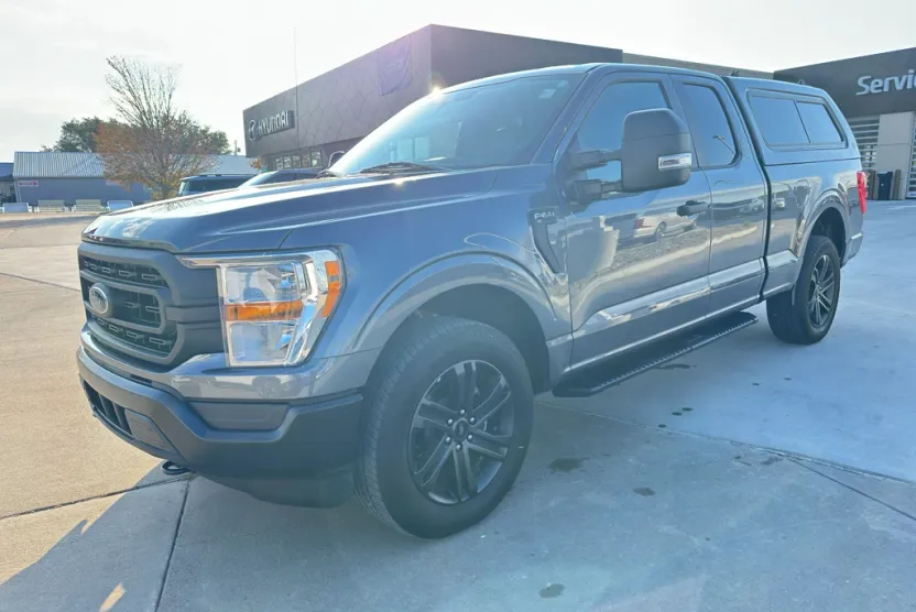 2021 Ford F-150 XL photo 1