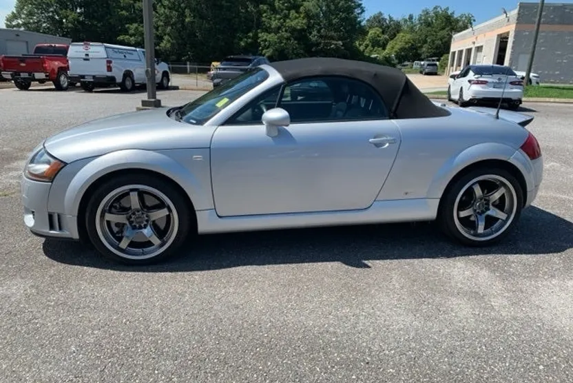 2004 Audi TT Roadster Quattro photo 1