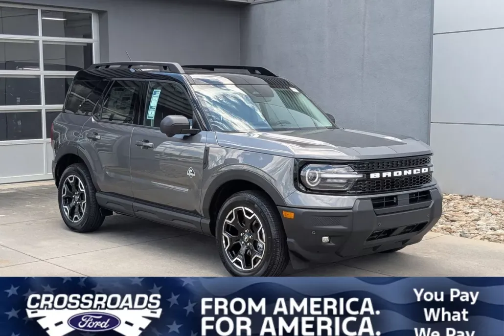 2025 Ford Bronco Sport Outer Banks photo 1