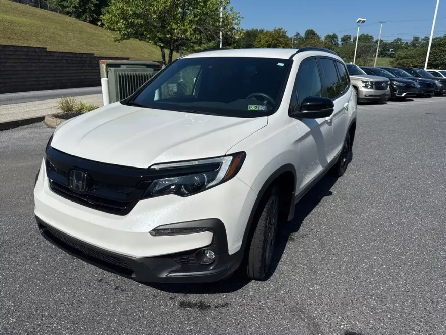 2022 Honda Pilot Sport photo 1