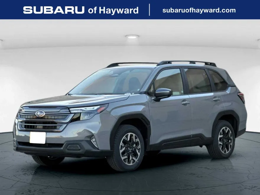 2025 Subaru Forester Premium photo 1