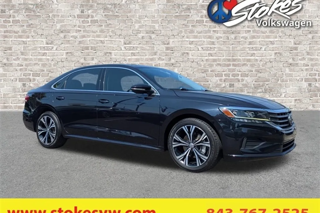 2021 Volkswagen Passat 2.0T SE photo 1