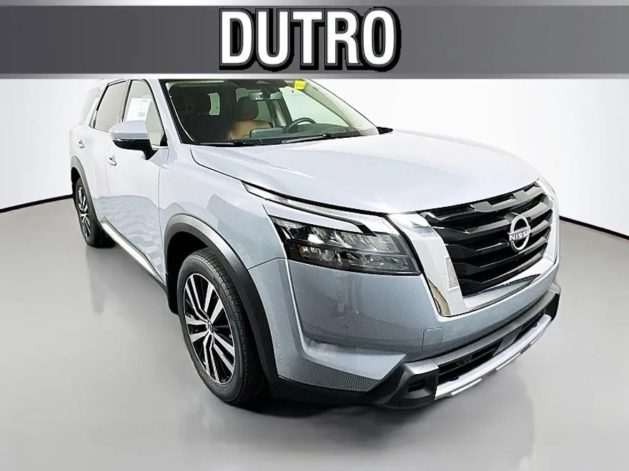 2025 Nissan Pathfinder Platinum photo 1