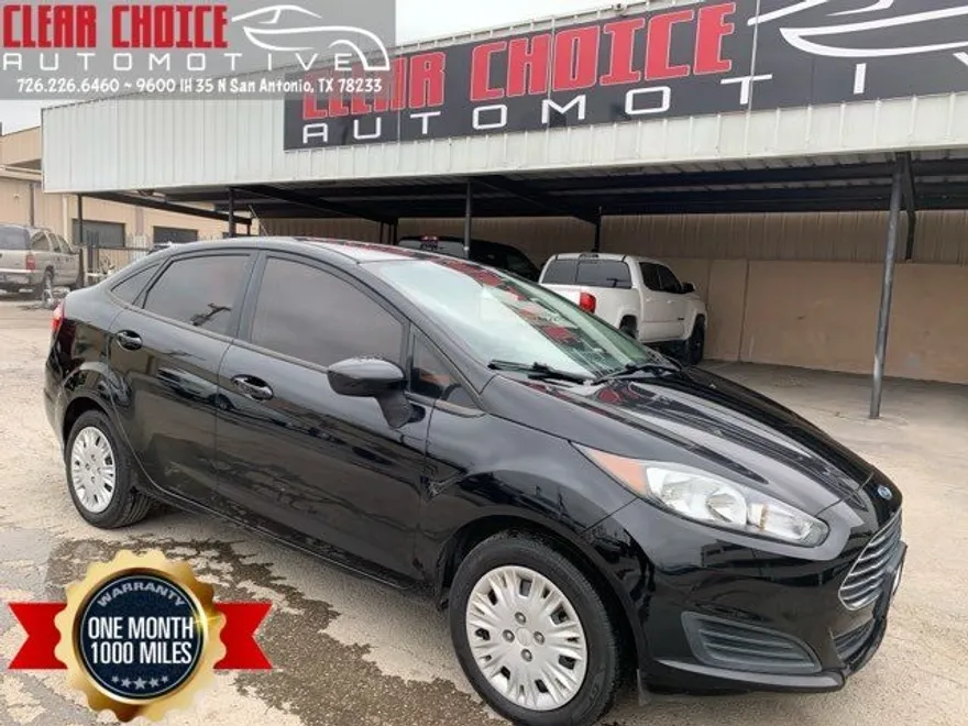2019 Ford Fiesta photo 1