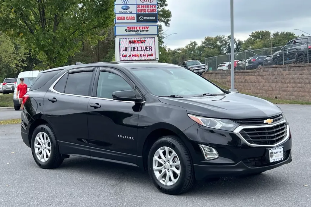 2018 Chevrolet Equinox LT photo 1
