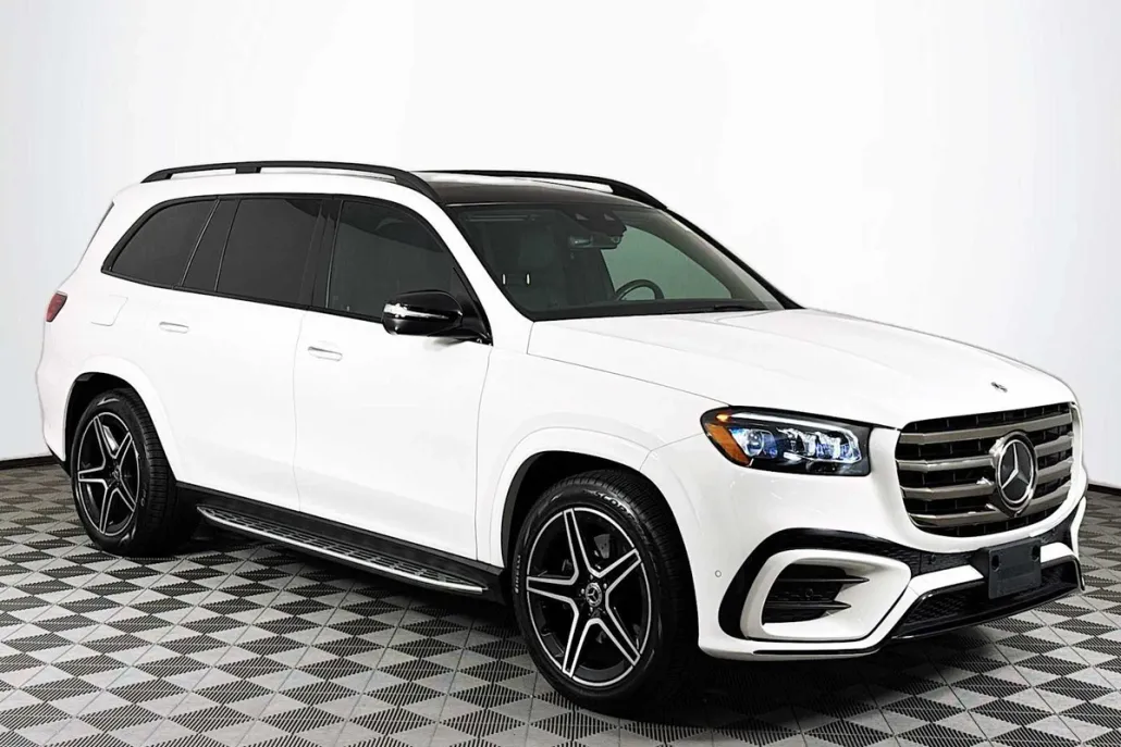 2025 Mercedes Benz GLS 450 4MATIC photo 1