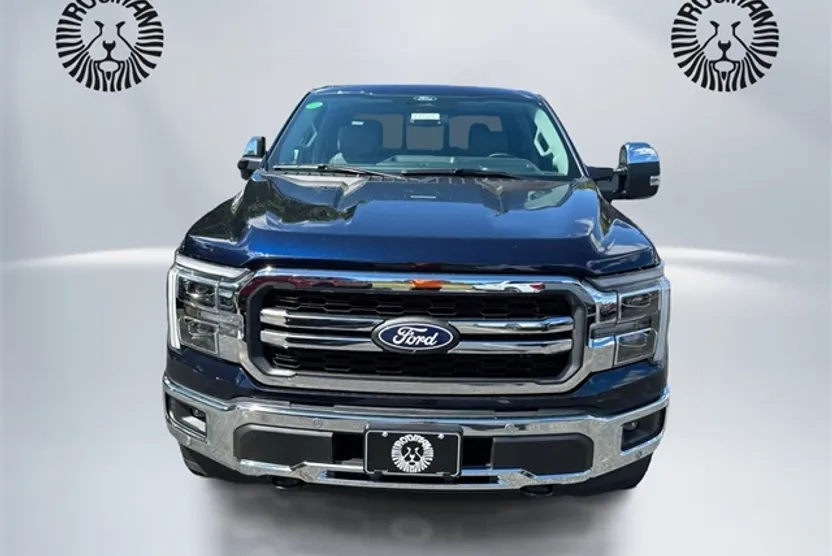 2026 Ford F-350 Lariat photo 1