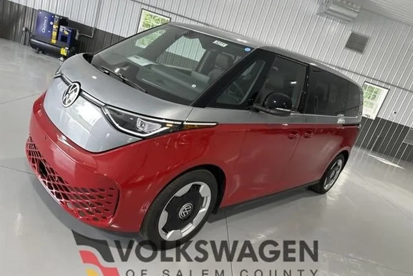 2025 Volkswagen ID. Buzz Pro Plus photo 1