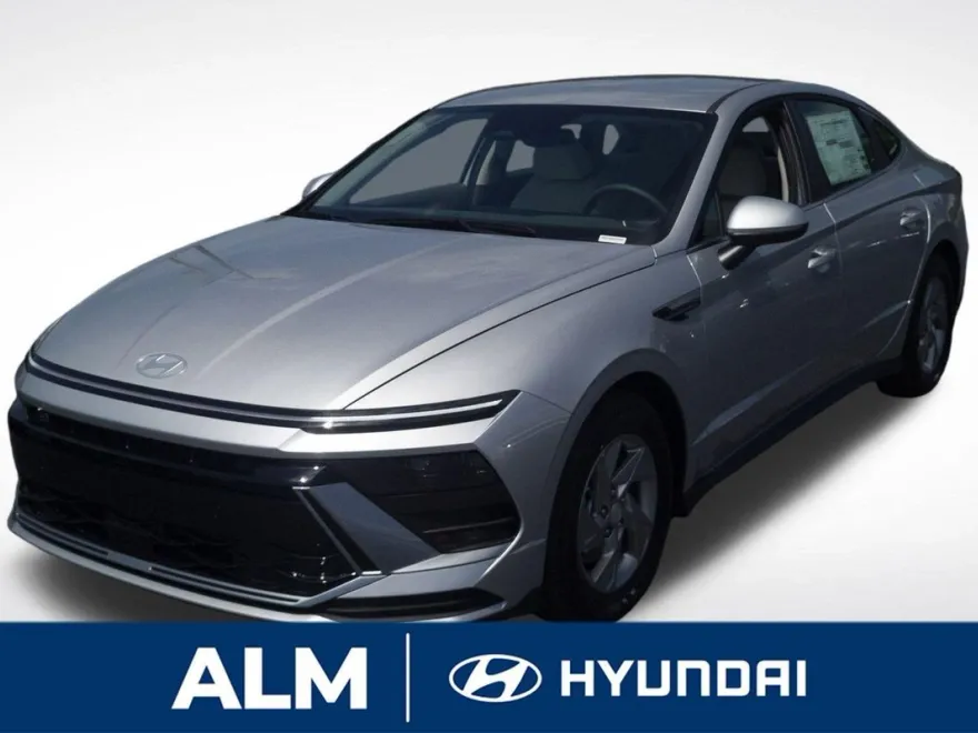 2025 Hyundai Sonata SE photo 1