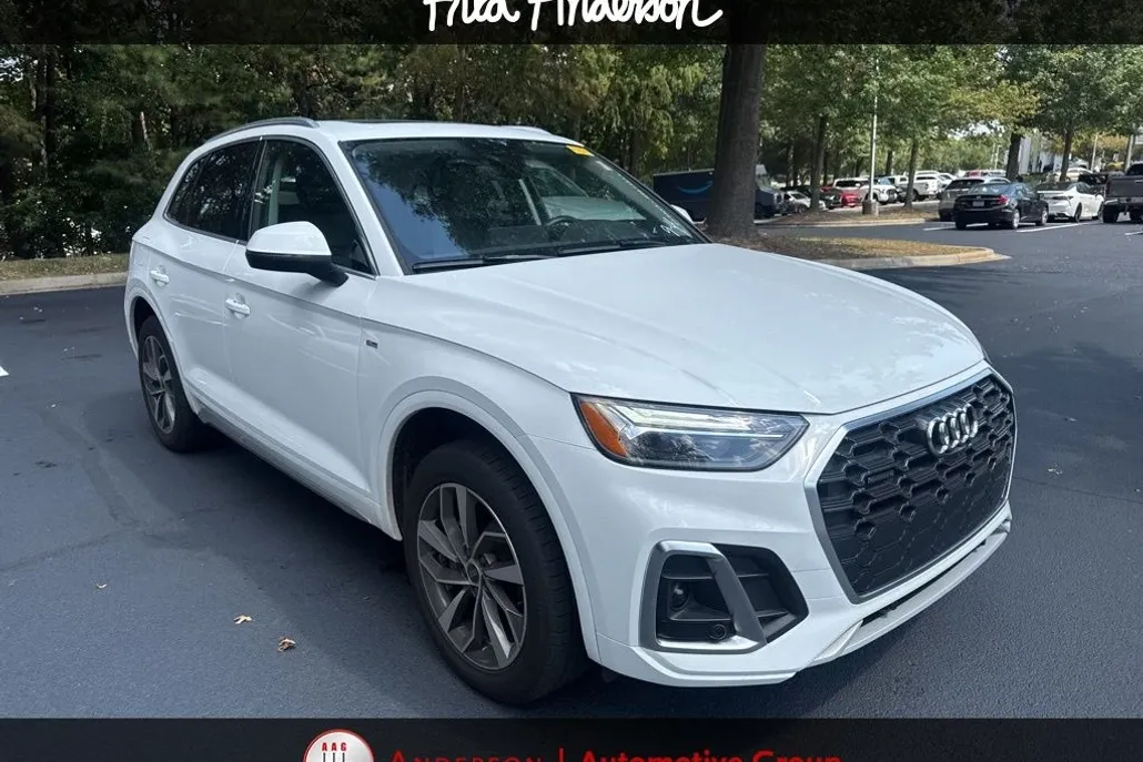 2024 Audi Q5 45 S line Premium photo 1
