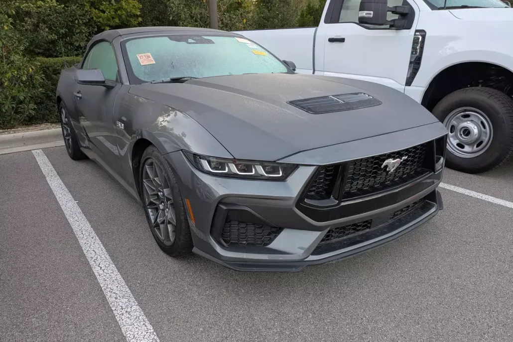 2024 Ford Mustang GT Premium photo 1