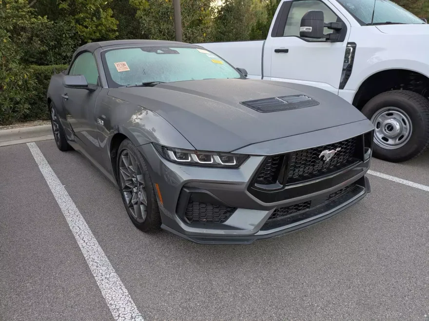 2024 Ford Mustang GT Premium photo 1
