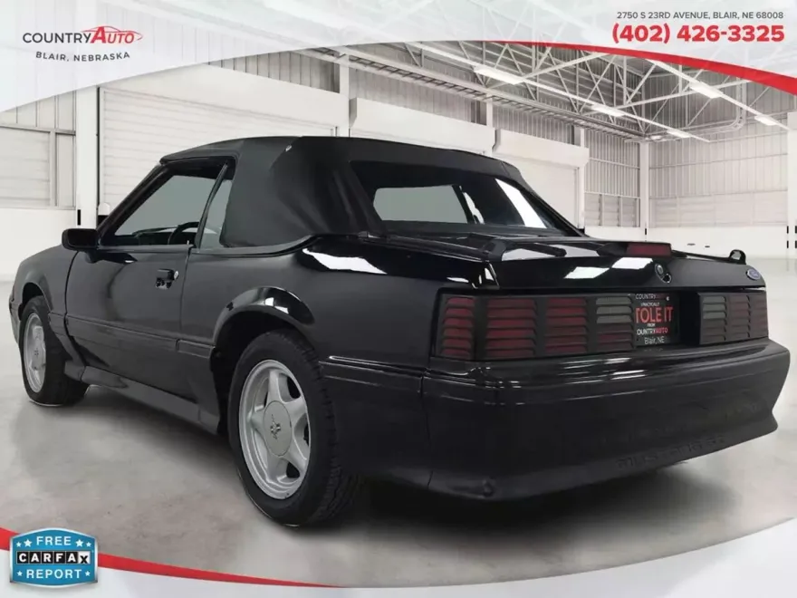 1989 Ford Mustang GT Convertible photo 1
