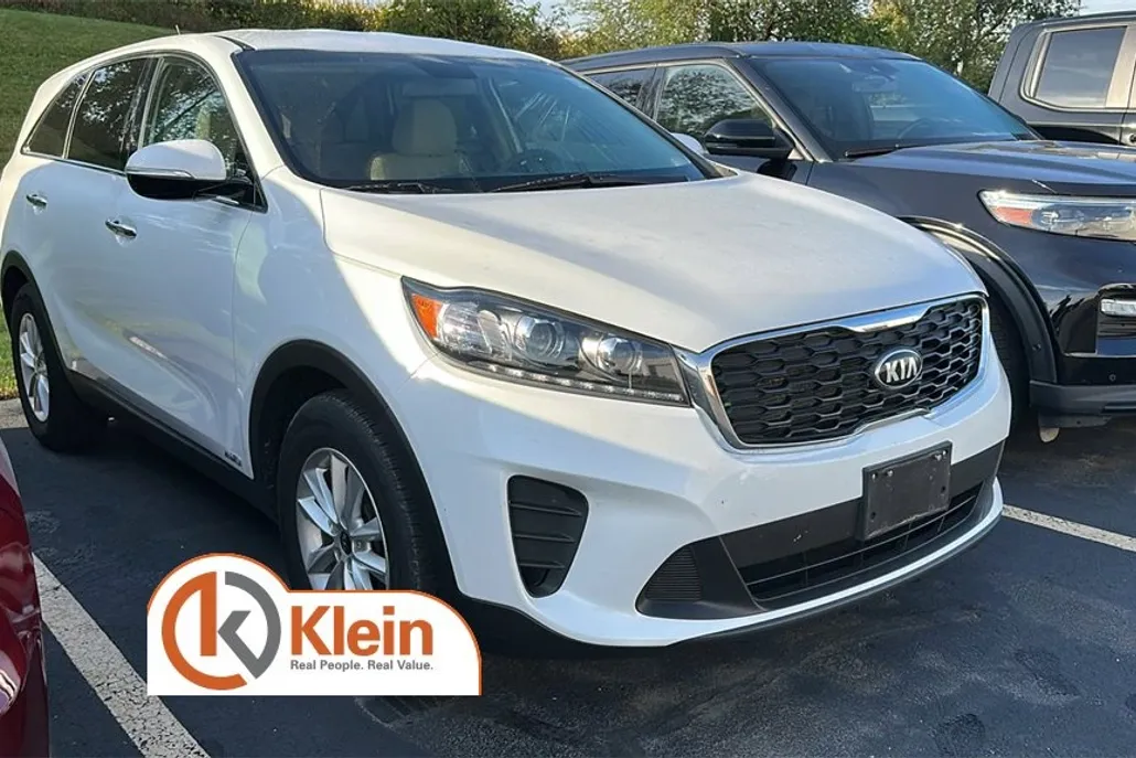 2019 Kia Sorento LX V6 photo 1