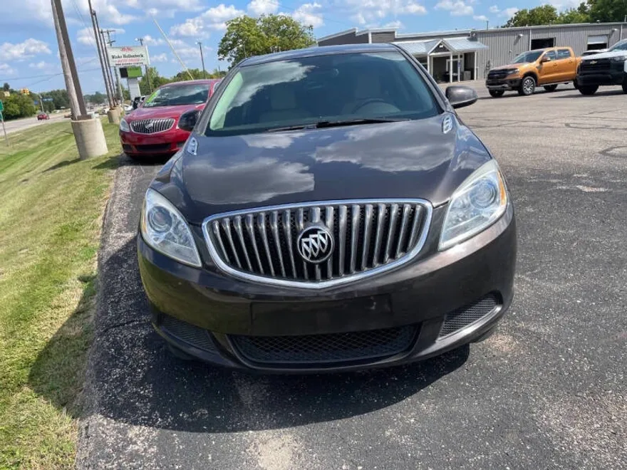 2016 Buick Verano Base photo 1