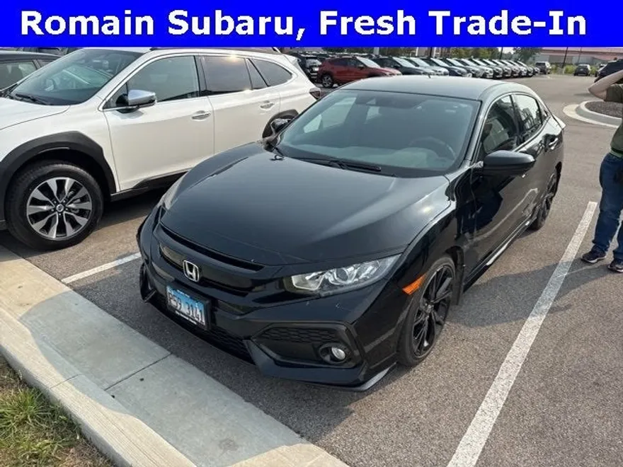 2019 Honda Civic Sport photo 1