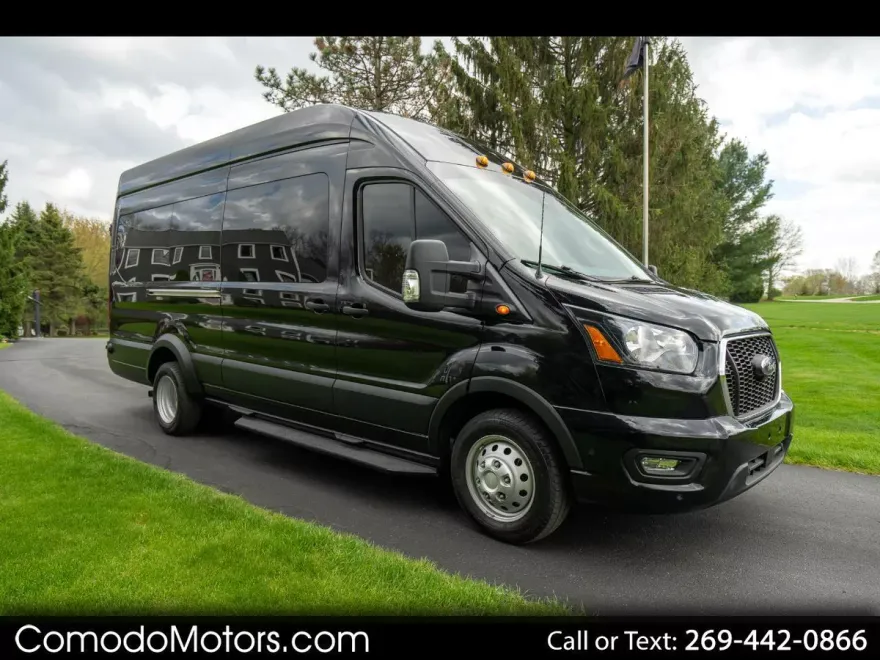2024 Ford Transit XLT photo 1