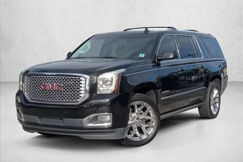 2017 Gmc Yukon XL Denali photo 1