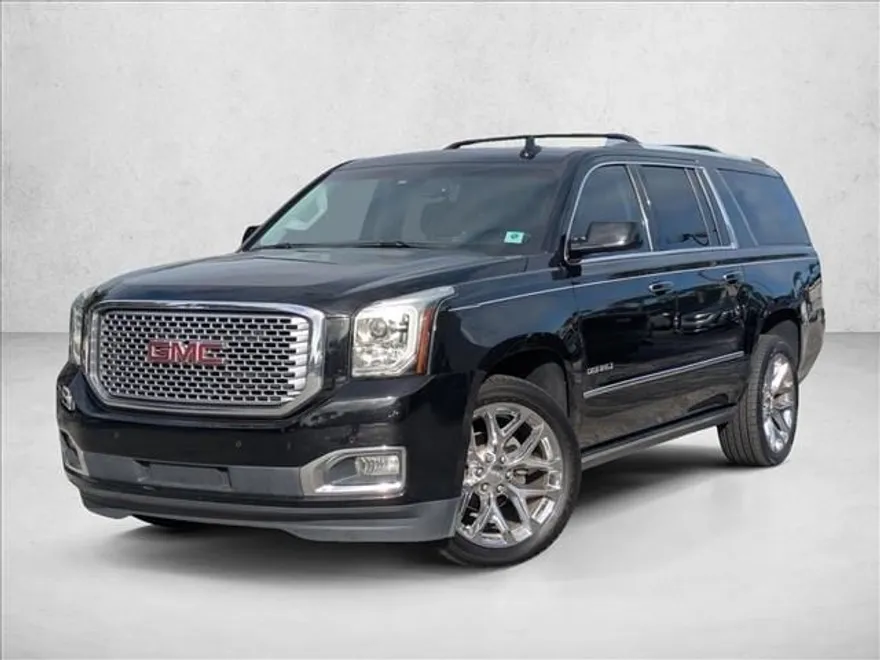 2017 Gmc Yukon XL Denali photo 1