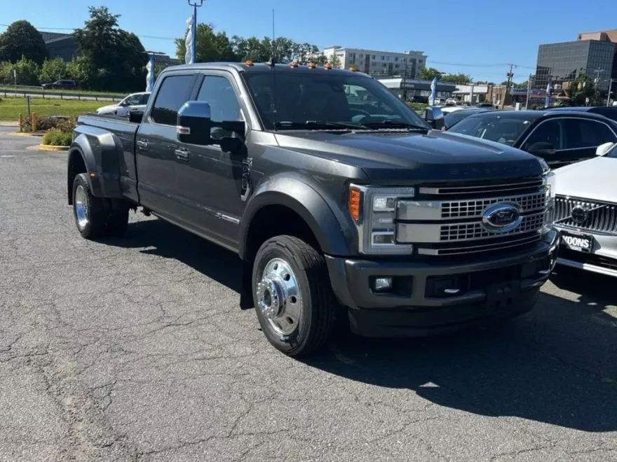 2019 Ford F-450 XL photo 1