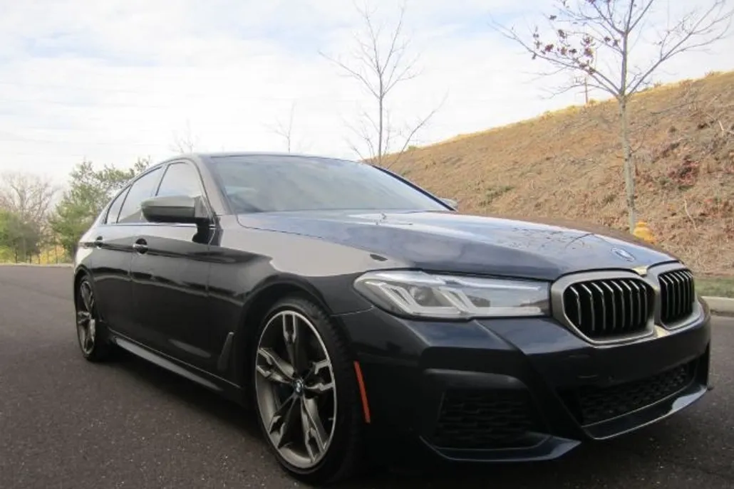 2021 Bmw M550i photo 1