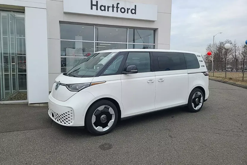 2025 Volkswagen ID. Buzz Pro S photo 1